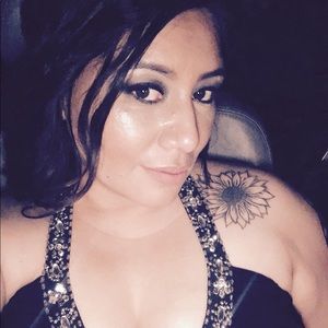 Meet your Posher, Nubia